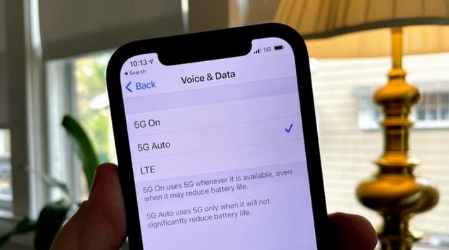 万州苹果手机维修分享iPhone 12如何打开或关闭5G网络 