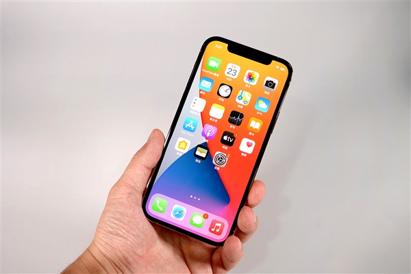 万州苹果手机维修分享iOS 14.2修订版已到，专属iPhone 12系列 