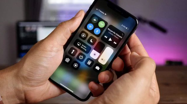 万州苹果手机维修分享iPhone 12信号差怎么办 
